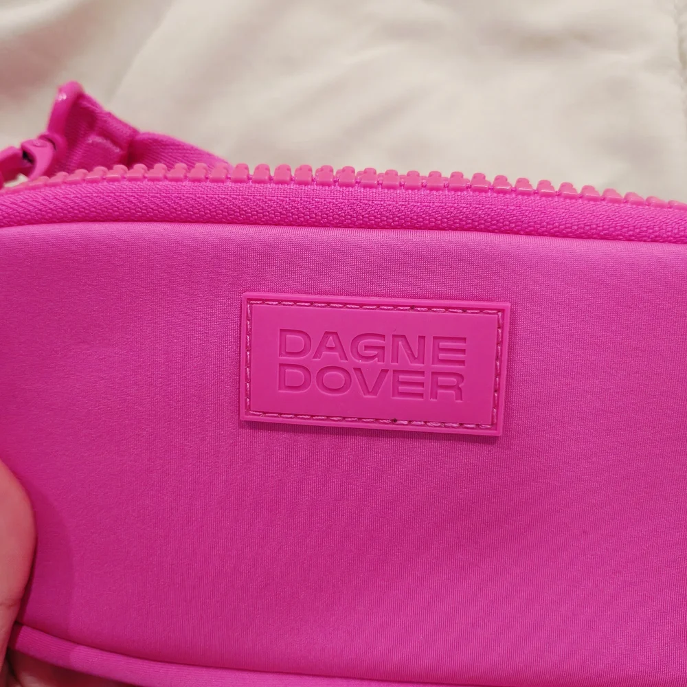 Silver Quilted Crossbody Bag - Picture 8 of 9